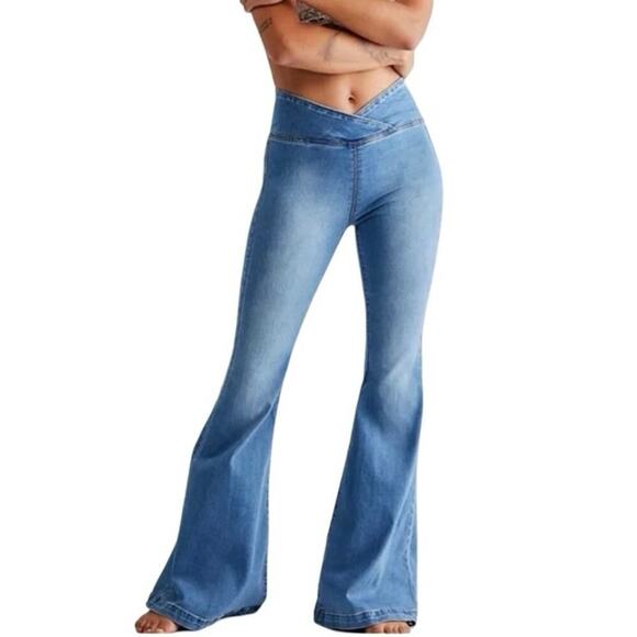 We The Free Women’s Venice Beach Medium Wash Flare Jeans Size 24 - Picture 1 of 8